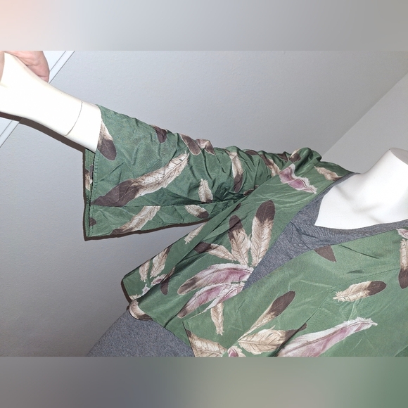 The Impeccable Pig Green Cardigan Small GUC - Picture 3 of 15